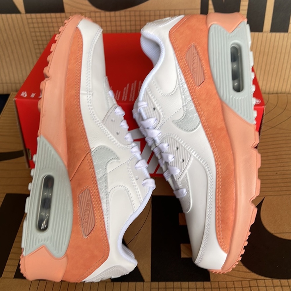 Nike Air Max 90 LTR SE WMNS White/Aura-LT Madder Root - Picture 12 of 16